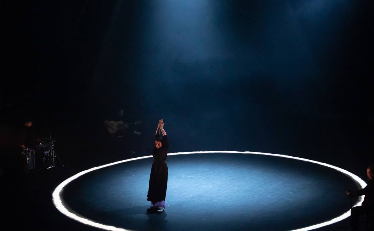 Puesta en escena del espectáculo de María Moreno en la Bienal de Flamenco