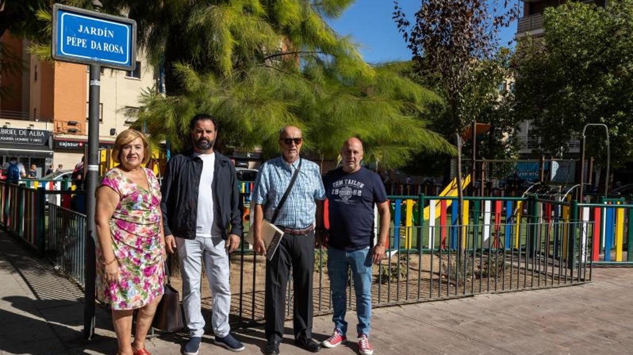 Los Remedios, el barrio de Sevilla del que sólo se acuerdan cuando llega la Feria de Abril