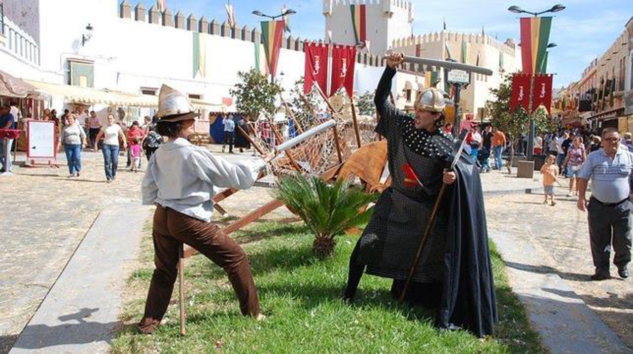 Los Molares se traslada este fin de semana al siglo XV con la Feria de la Seda, una de las citas del otoño cultural de la provincia