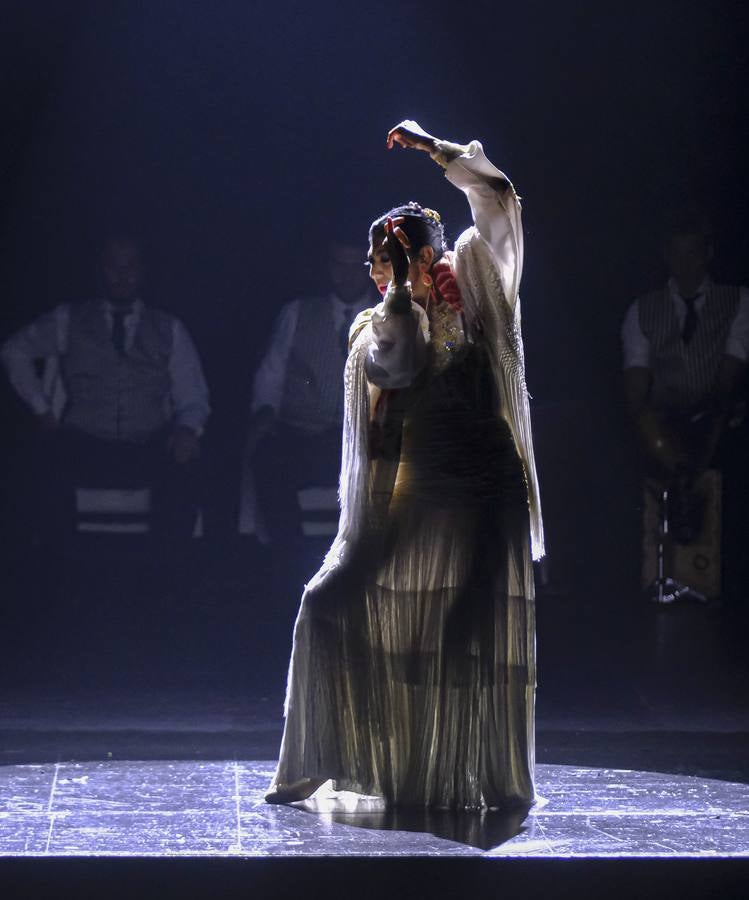 Un momento del espectáculo de Manuela Carrasco en el Teatro de la Maestranza