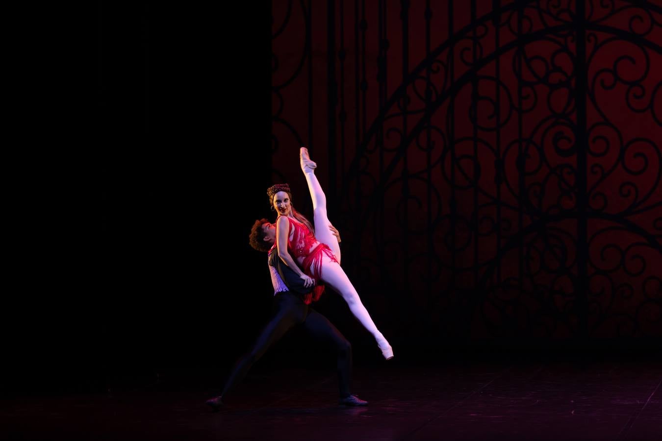 El ballet blanco volvió al Maestranza con el homenaje a Alicia Alonso