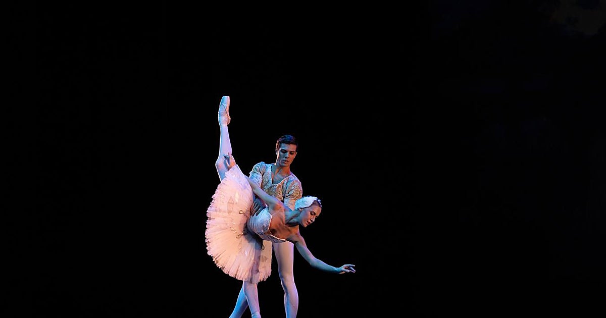 Uno de los momentos de la gala Alicia Alonso en el teatro de la Maestranza