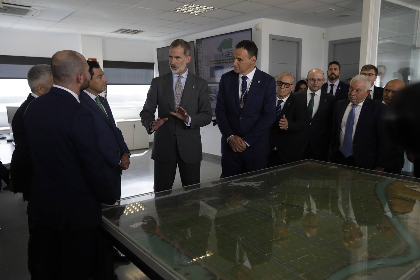 Los regantes se reunieron con el Rey en Lebrija