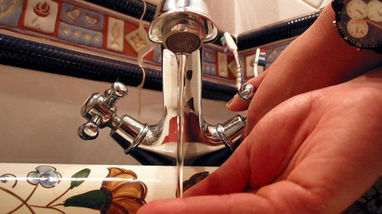 La Junta de Andalucía declara no apta para el consumo el agua de Casariche por valores superiores de nitratos