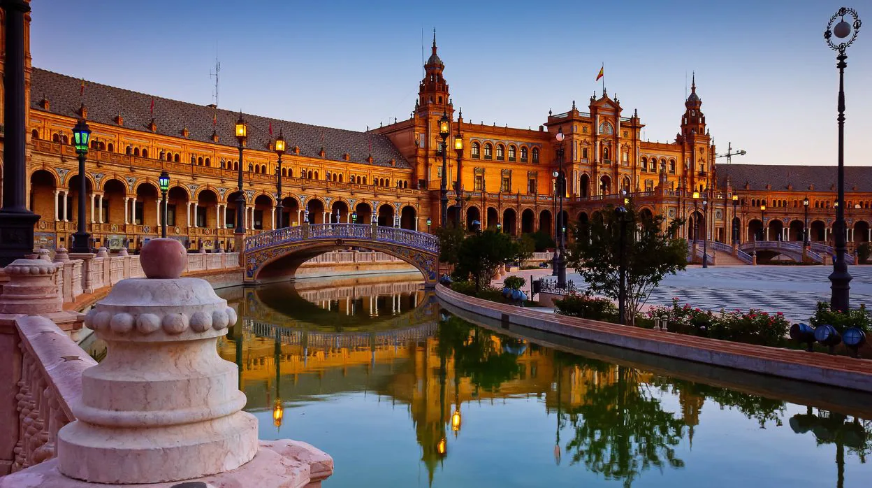 La Plaza de España de Sevilla, elegida como una de las de mayor encanto de Europa