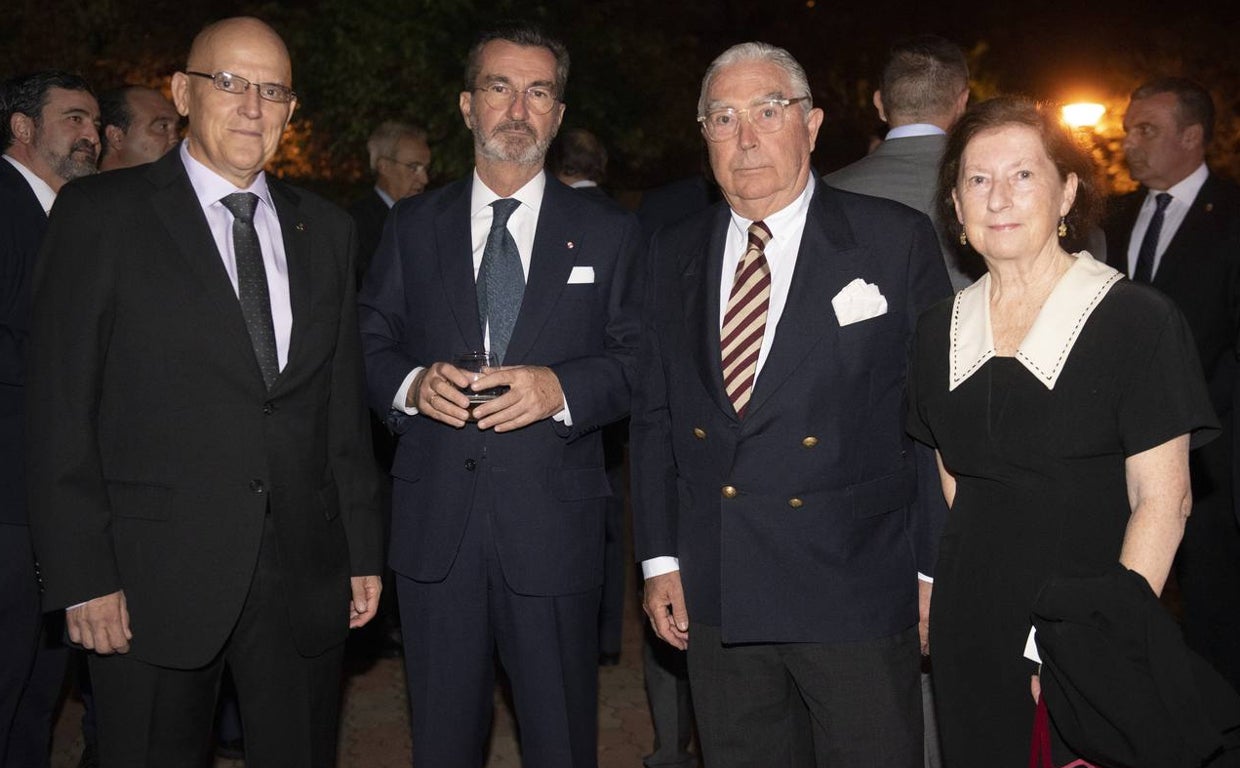 en-im-genes-los-invitados-a-la-entrega-del-xxii-premio-joaqu-n-romero