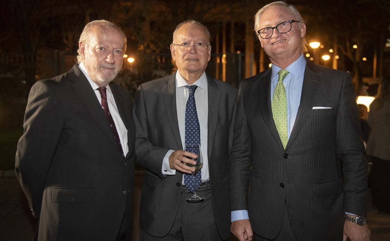en-im-genes-los-invitados-a-la-entrega-del-xxii-premio-joaqu-n-romero