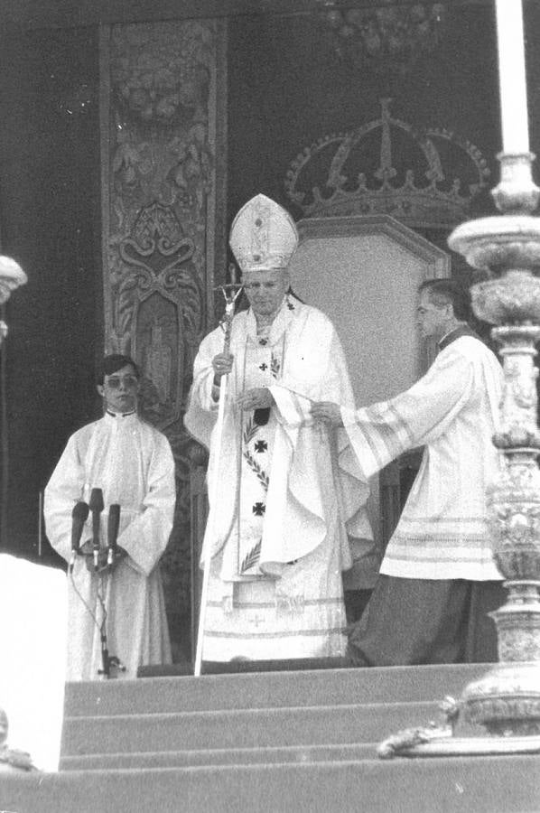 Visita del Papa Juan Pablo II a Sevilla en 1982