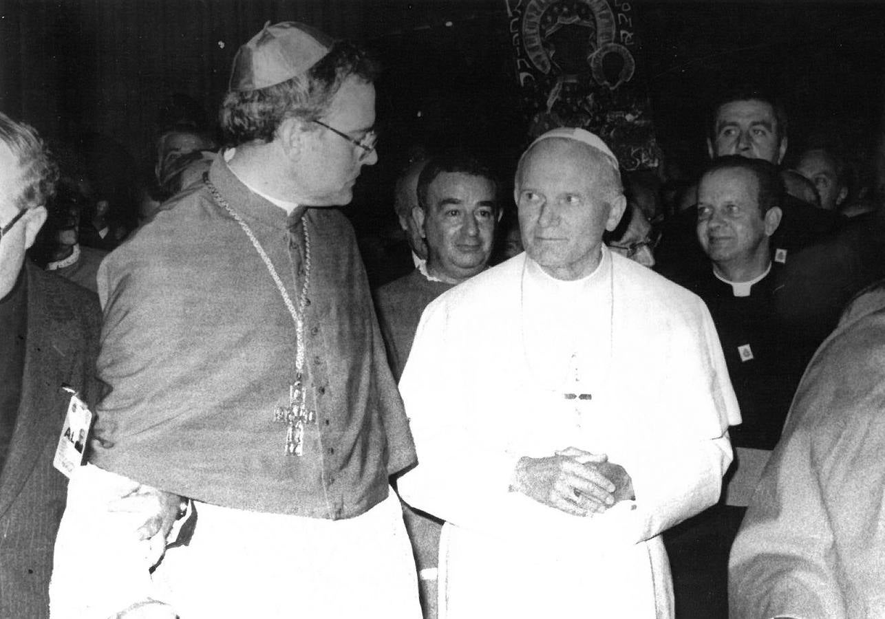 Visita del Papa Juan Pablo II a Sevilla en 1982