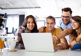 Consigue trabajo con el buscador de empleo del SEPE para menores de 30 años