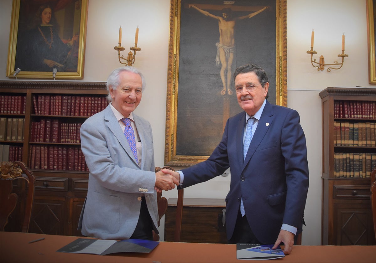 Nueva colaboración entre la Fundación Universitaria CEU Fernando III y la Real Academia de Medicina y Cirugía de Sevilla