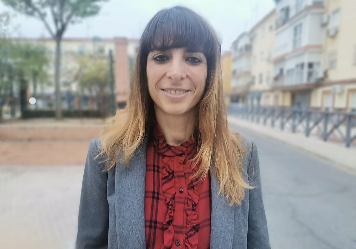 María Mari-Pérez es natural de Sevilla y licenciada en Ciencias Económicas y Empresariales