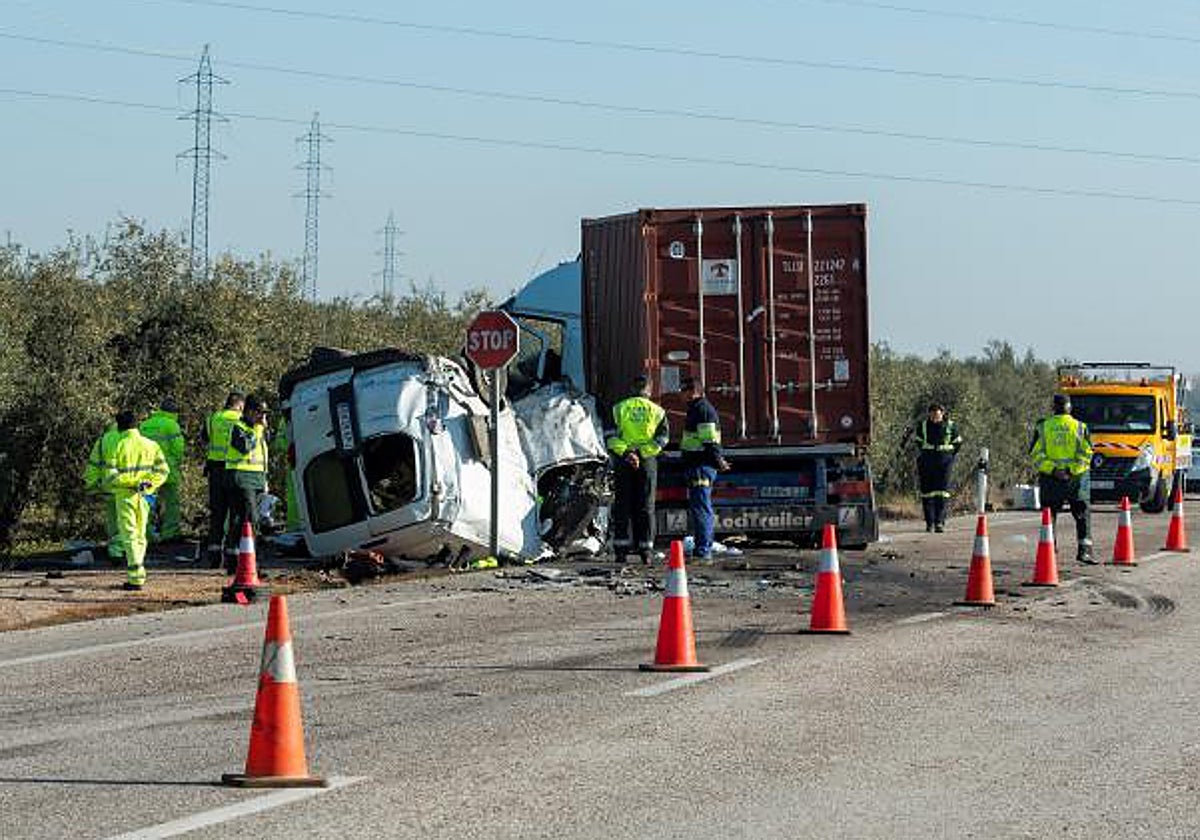 Acidente ocurrido en Sevilla en febrero de 2019, donde murieron los cinco ocupantes de una furgoneta