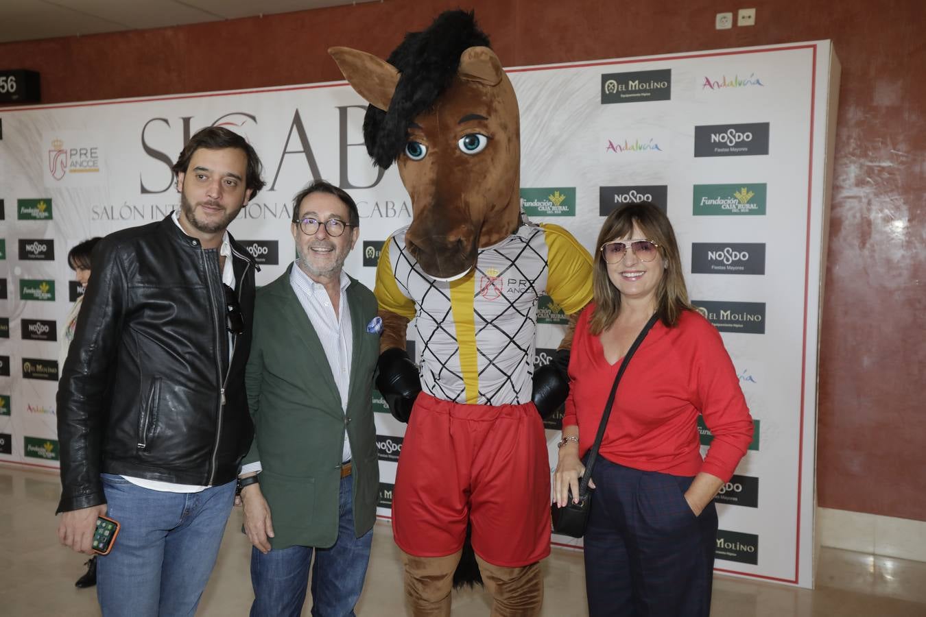 La muestra recibió este sábado mucho público, que disfrutó de la belleza de los caballos de pura raza española 