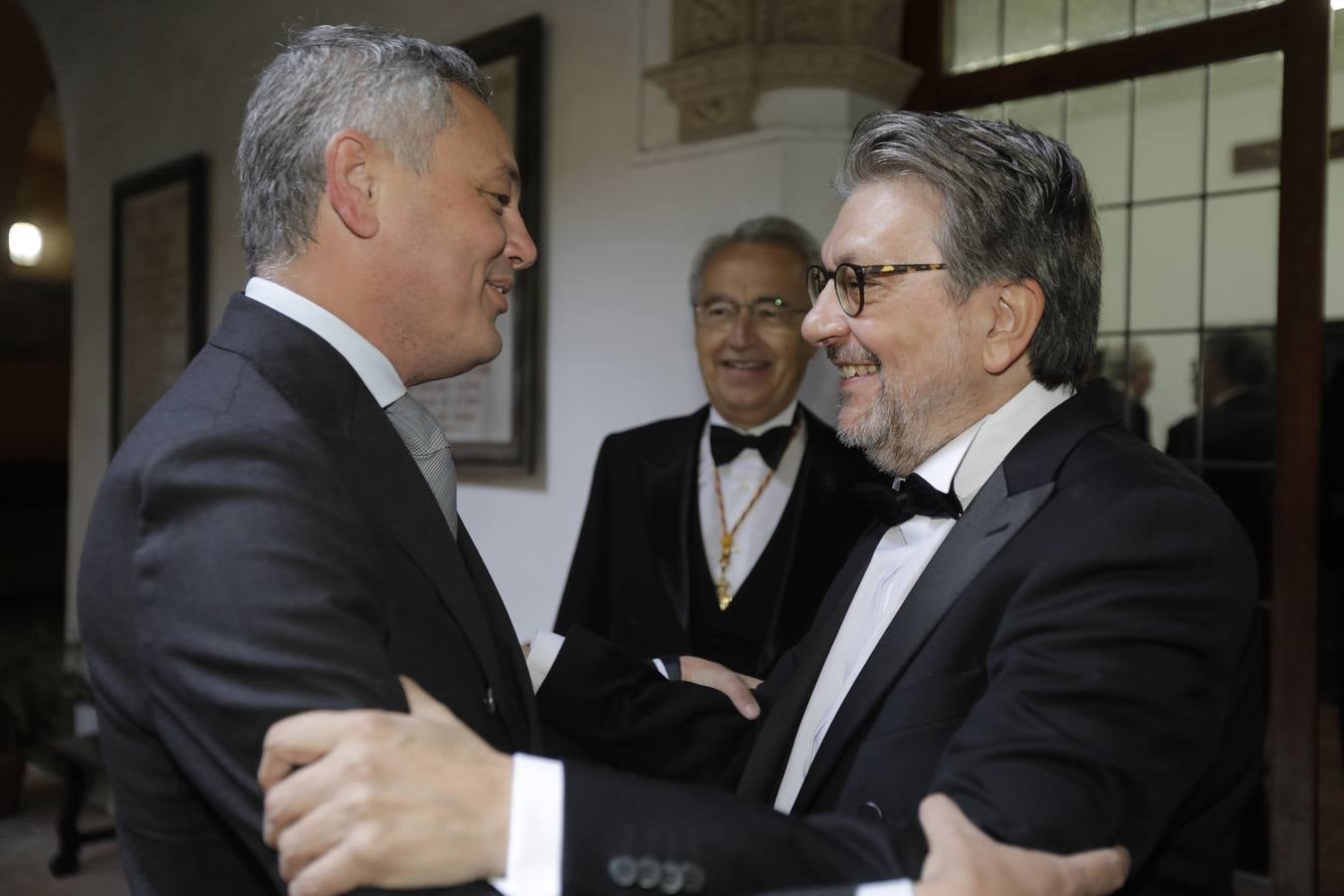 Ingreso de Ignacio Camacho en la Real Academia de Buenas Letras de Sevilla