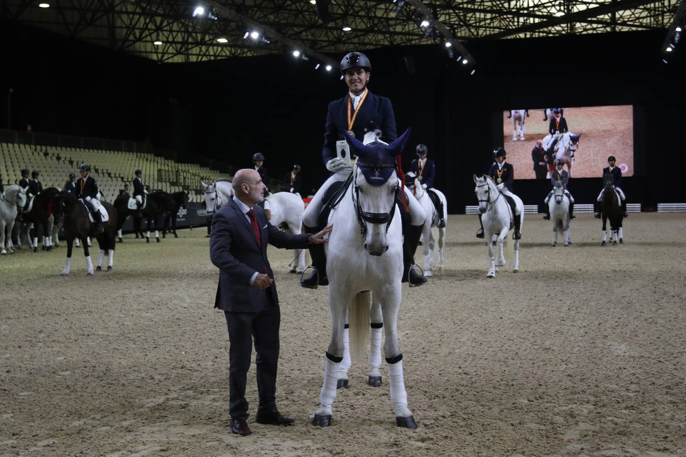 Caballistas y caballos recibieron este domingo sus premios como colofón a una gran edición de Sicab