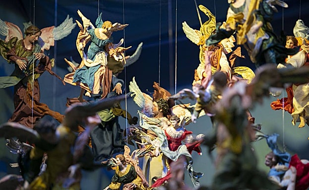 Belén napolitano del Santo Ángel