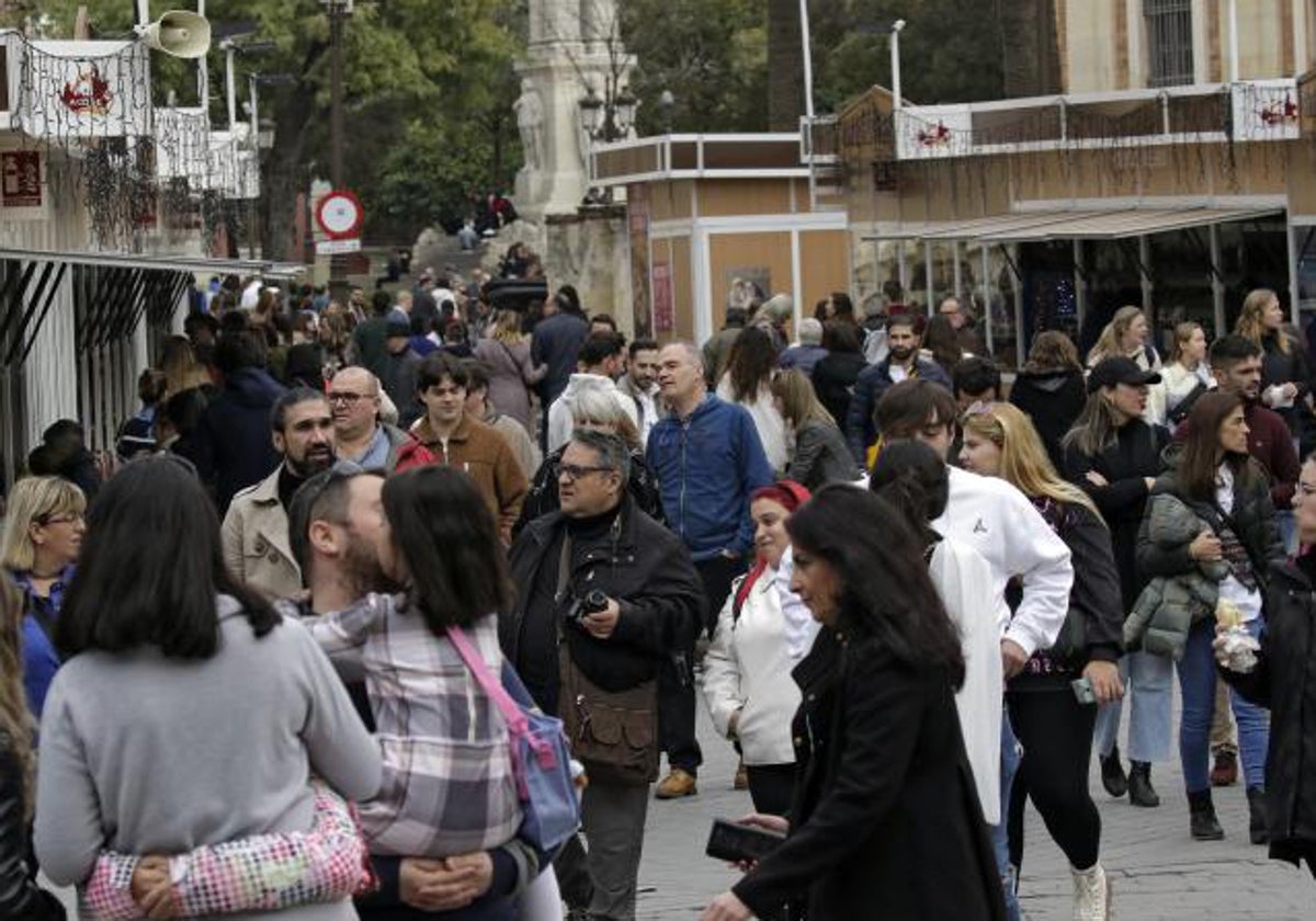 Más de dos tercios de los municipios sevillanos tuvieron más entierros que partos durante el año 2021