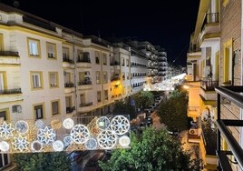 El Ayuntamiento de Sevilla señala que Los Remedios «tiene más luces de Navidad que en años anteriores»