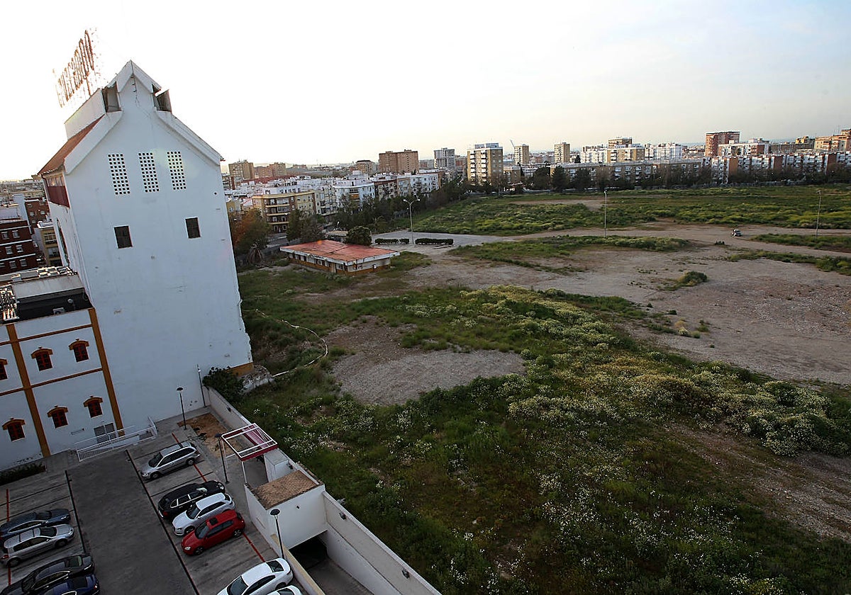 Solar de la antigua fábrica de Cruzcampo que será urbanizado