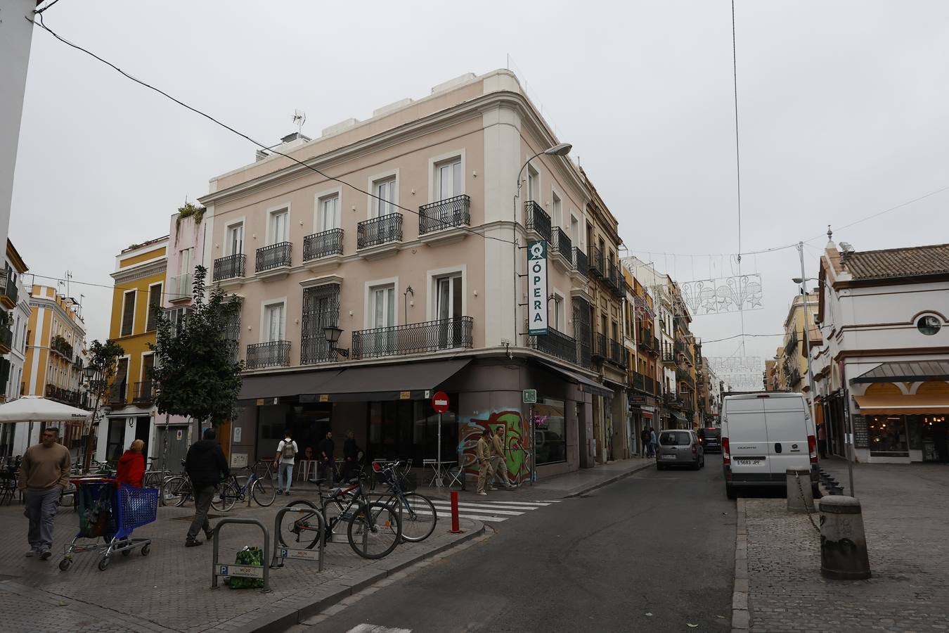 Rincones y calles significativas del barrio de la Macarena