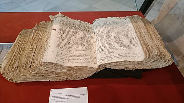 Uno de los documentos del humanista que custodia y ahora expone el Archivo sevillano