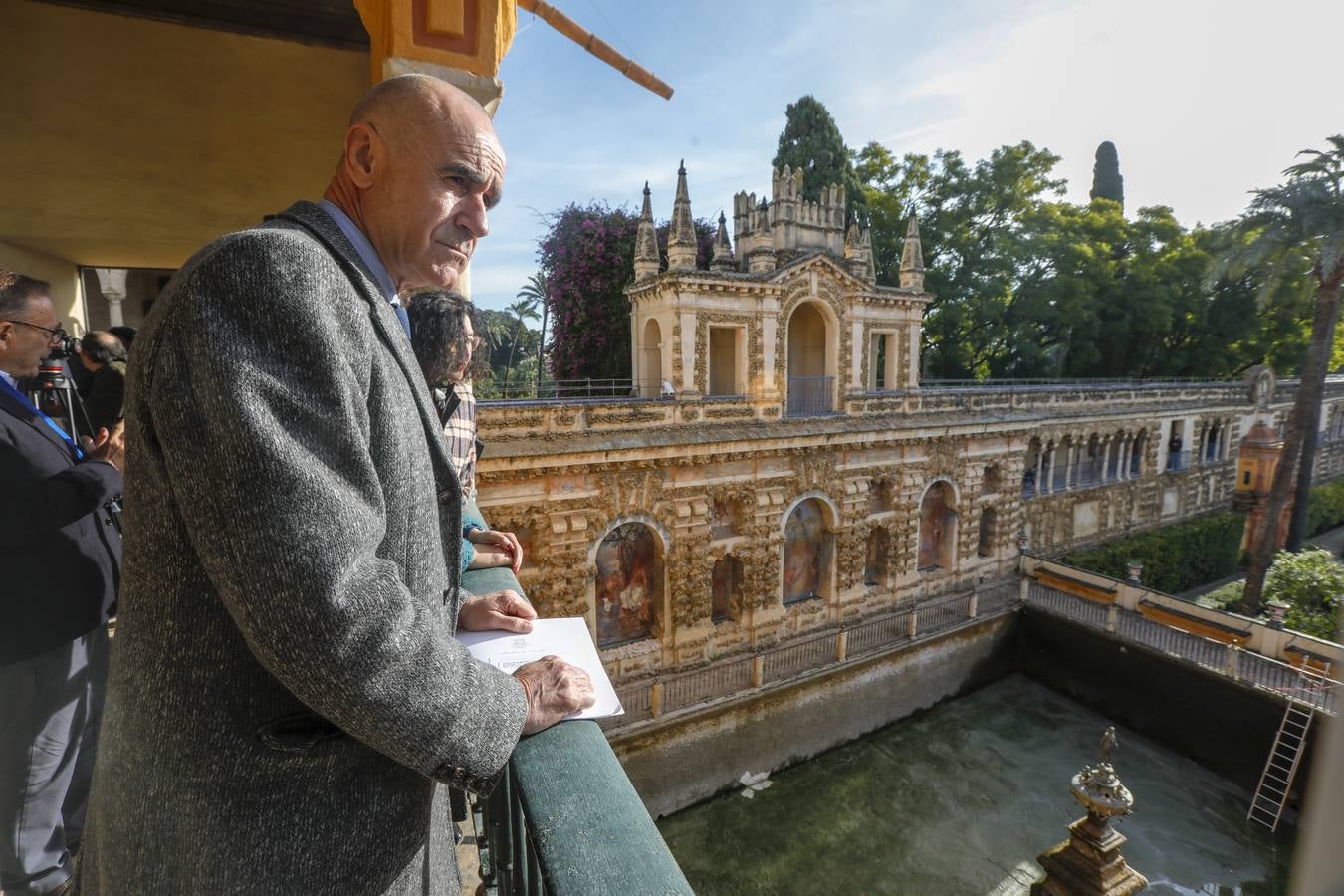 El alcalde aprovechó la visita para hacer balance de las obras de restauración llevadas a cabo en el Real Alcázar