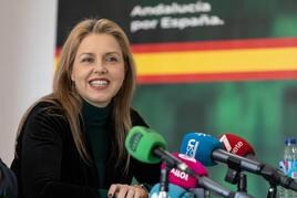 Cristina Peláez critica el derroche de dinero público de una Sevilla «en decandencia por el bipartidismo»