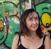 Elvira Navarro: «Al igual que pasa en la vida, al escribir no se imposta la voz narrativa»