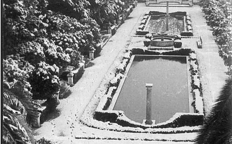 Imagen principal - Tal día como hoy, 2 de febrero (pero de 1954), un manto blanco de nieve cubrió Sevilla: las fotografías de aquella jornada