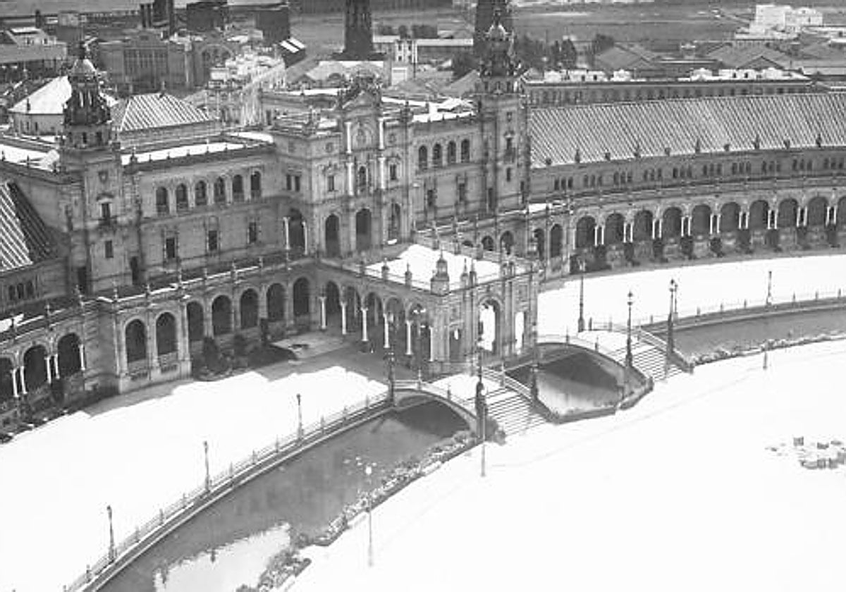 La Plaza de España nevada es una imagen que no ha vuelto a repetirse