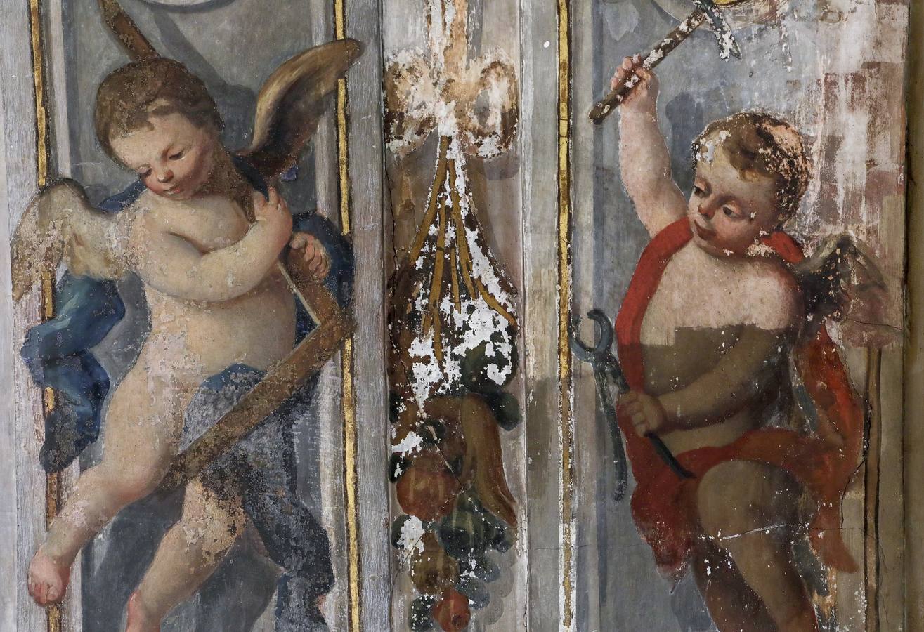 Visita a la nueva fase de restauración de las pinturas murales de la capillita de San José