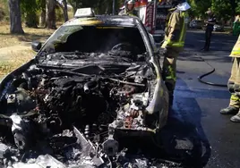 El taxista del Maserati ante la juez: «No incendié mi coche ni tampoco encargué hacerlo»