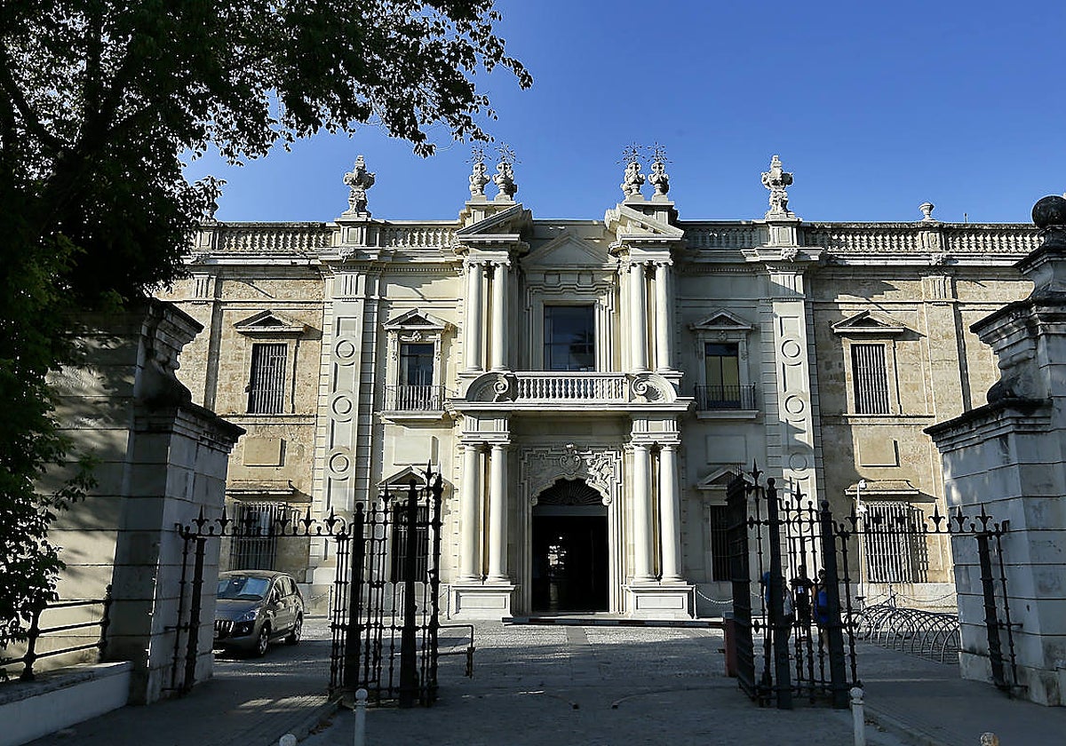 Fachada del rectorado de la Universidad de Sevilla