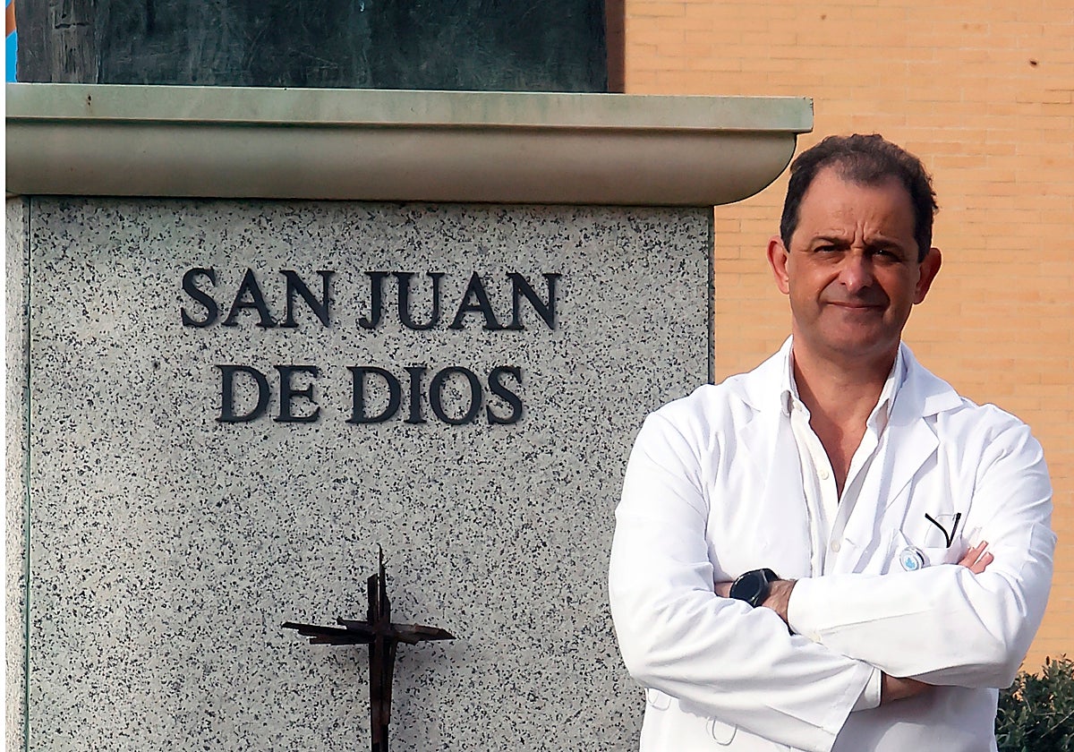 Emilio García Núñez en el Hospital de San Juan de Dios del Aljarafe