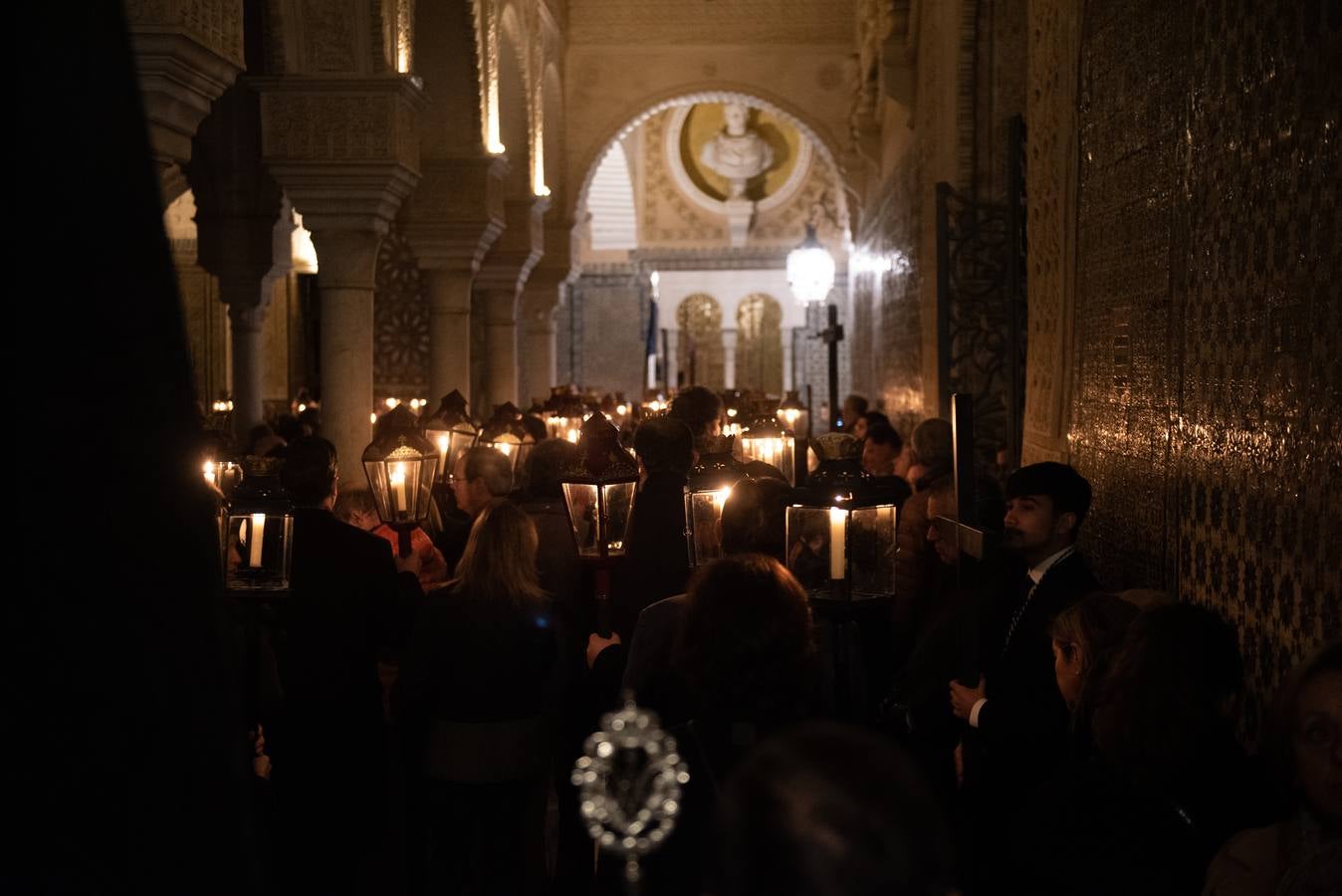 El tradicional viacrucis de la Pía Unión en la Casa de Pilatos