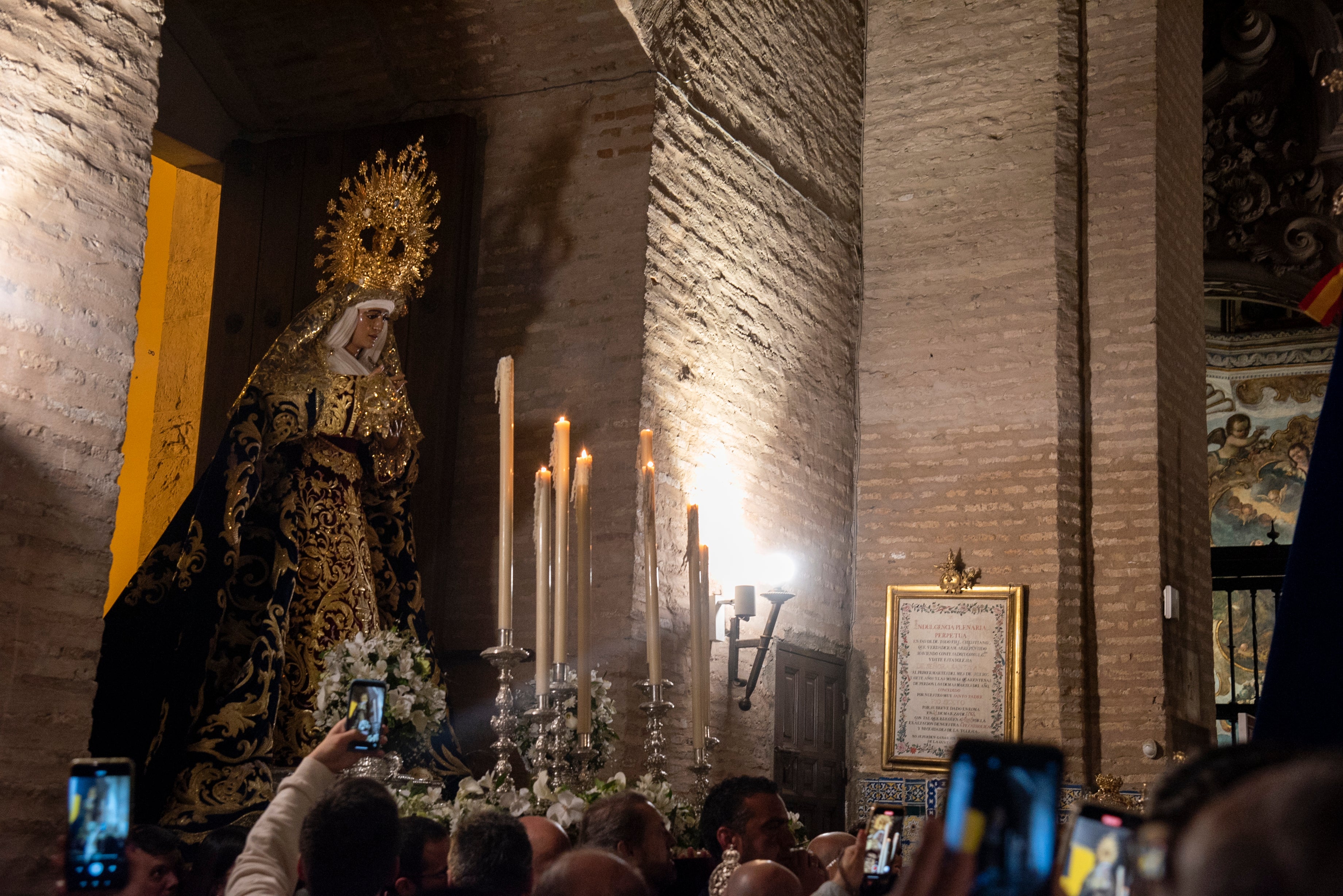 El traslado de la Esperanza de Triana a Santa Ana