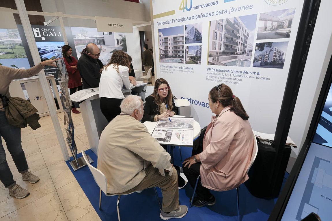 Inauguración de la novena edición de la feria inmobiliaria en el Hotel NH Collection de Sevilla