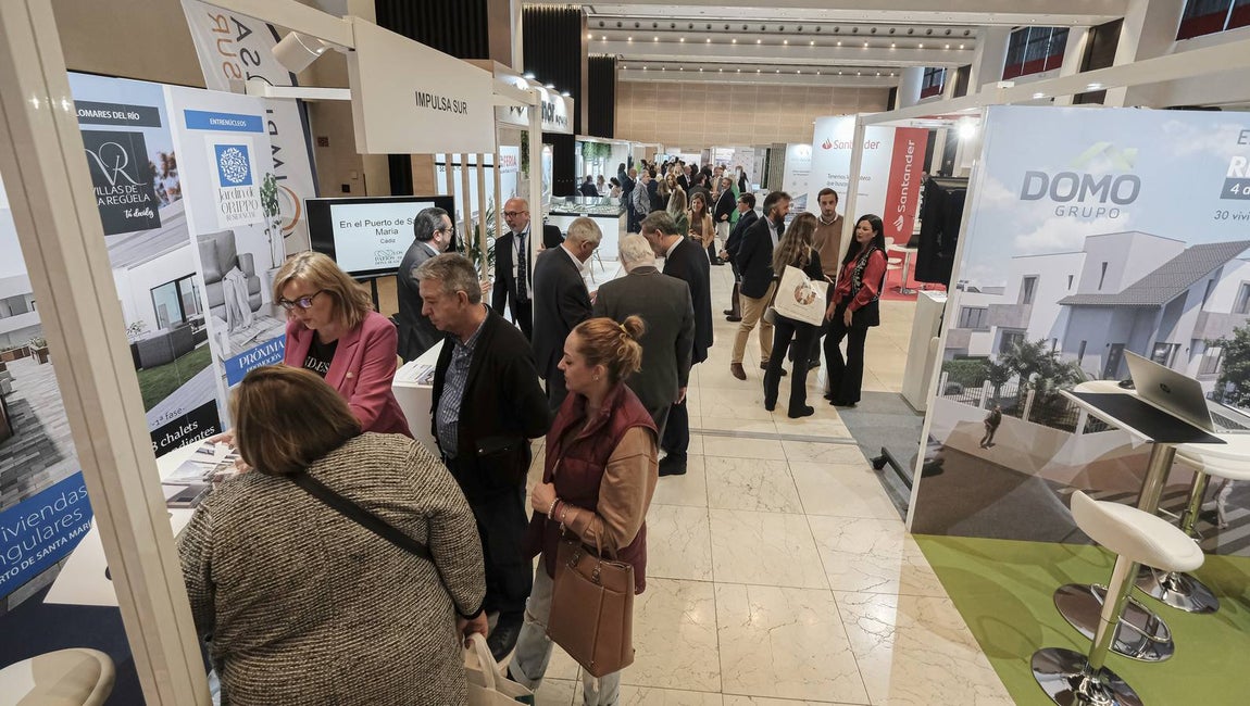 Inauguración de la novena edición de la feria inmobiliaria en el Hotel NH Collection de Sevilla
