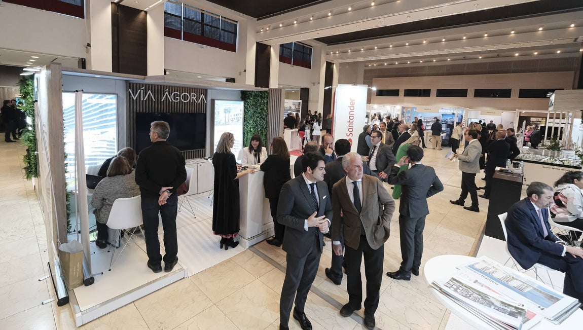 Inauguración de la novena edición de la feria inmobiliaria en el Hotel NH Collection de Sevilla