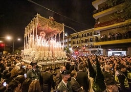 Hermandades y Cofradías de la Madrugada en Sevilla