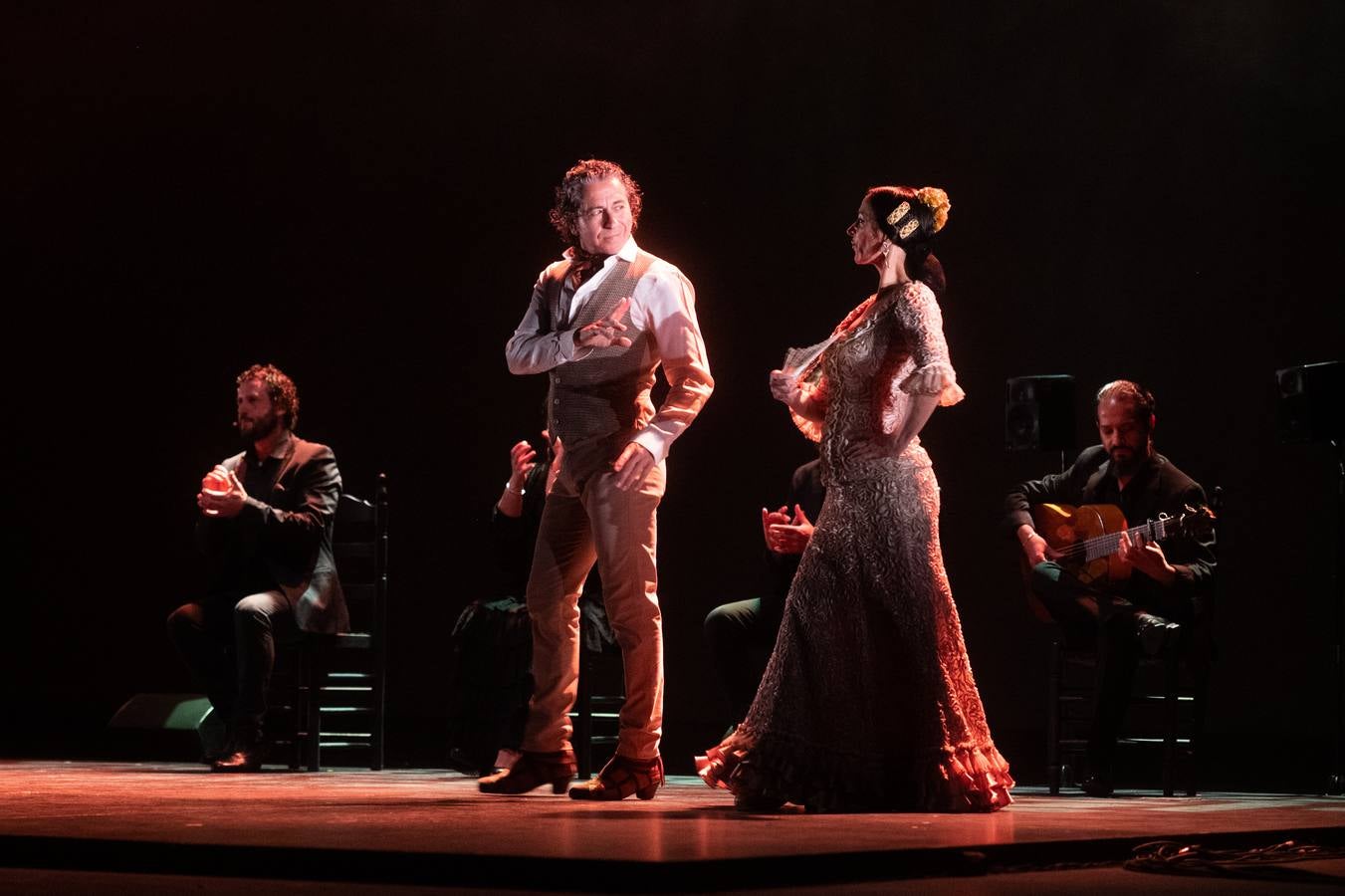 Diferentes momentos de la gala flamenca a beneficio de la Asociación DalecandELA