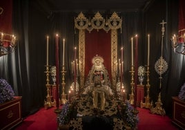 El Cristo Yacente y la Virgen de Villaviciosa del Santo Entierro