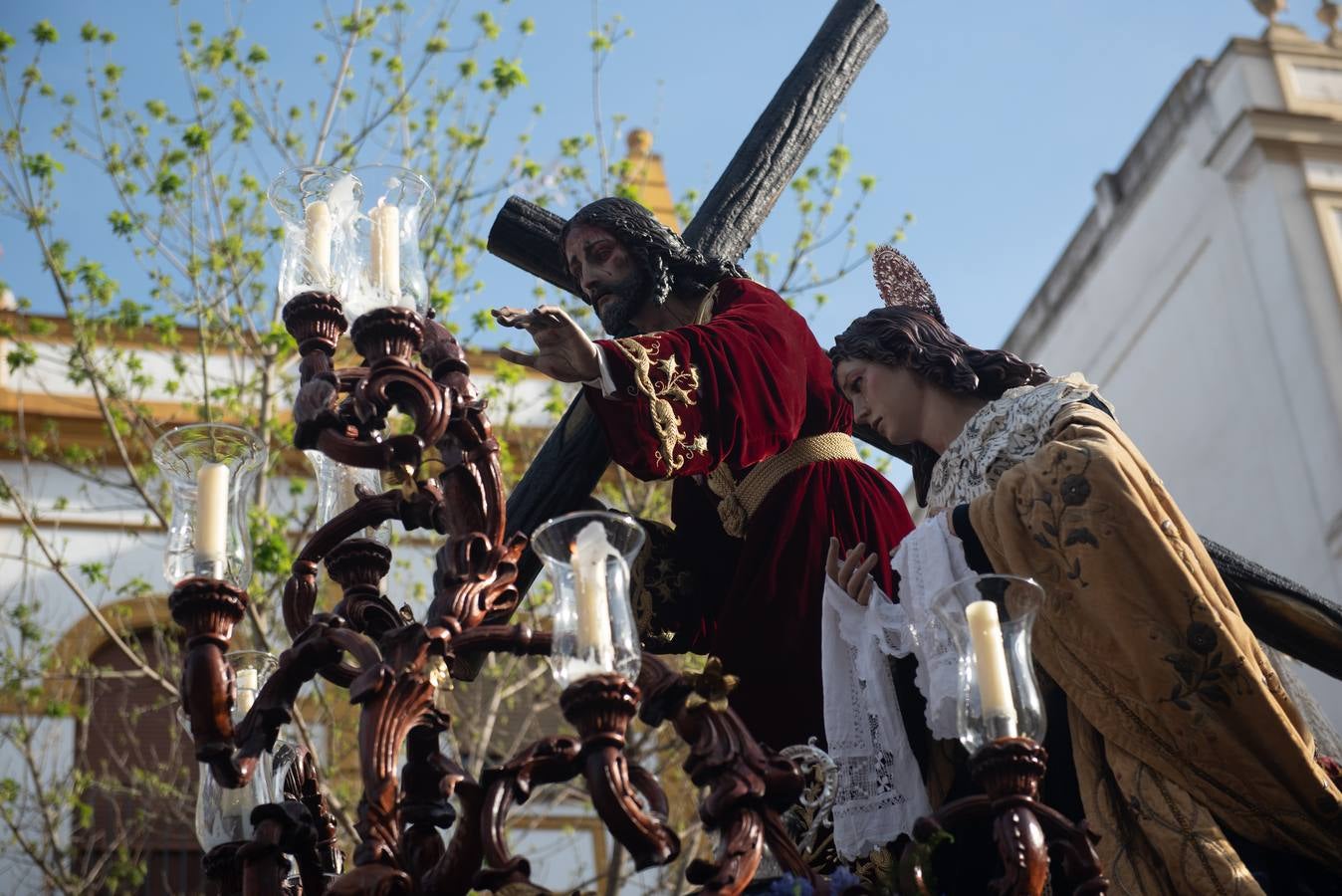 La hermandad de La Misión tuvo una estación de penitencia espléndida este Viernes de Dolores