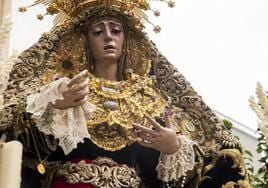 En vídeo: Entrada en la Campana de la Virgen de la Estrella el Domingo de Ramos de la Semana Santa de Sevilla 2023
