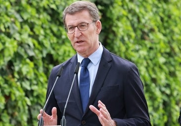 Feijóo: «Juanma Moreno me dijo que si quiero ser presidente de España tenía que venir a la Semana Santa de Sevilla»