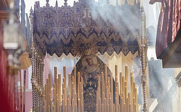 La salida de la Lanzada suele destacar por la intensa luz de la tarde