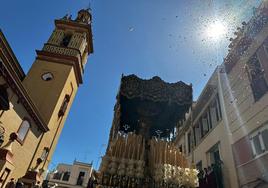 Miércoles Santo en Sevilla Semana Santa 2023, en directo: la Virgen del Refugio brilla al sol de San Bernardo