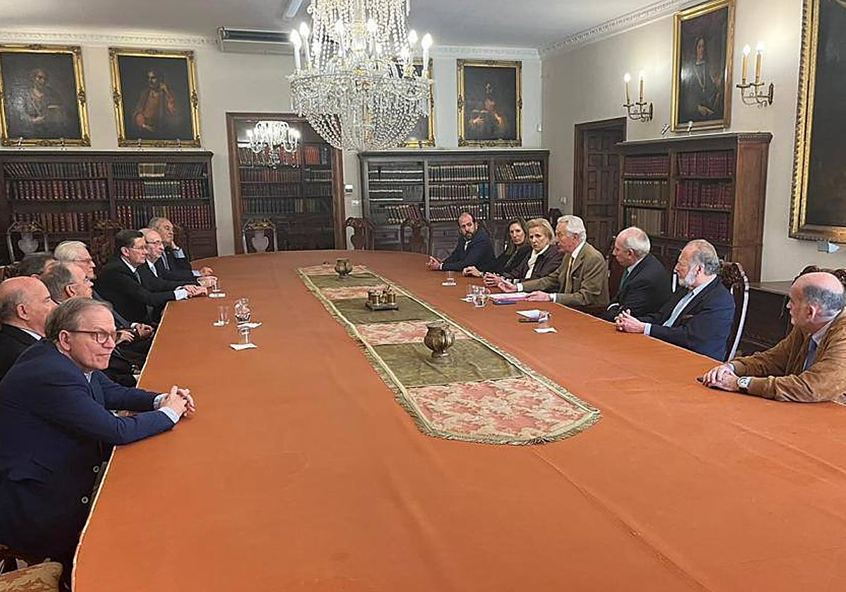 Imagen de la creación de la cátedra de Divulgación Oncológica de la Fundación de la Real Academia de Medicina y Cirugía de Sevilla