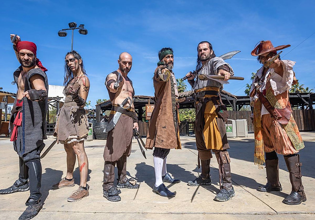 Los piratas han salido de su guarida en Isla Mágica para la presentación de la nueva temporada del parque